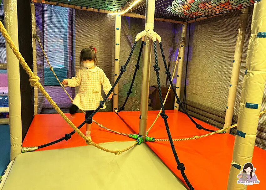 【汐止親子館】追風奇幻島-汐止店, 獨角獸的夢想王國&瘋狂馬 【汐止親子館】追風奇幻島-汐止店, 獨角獸的夢想王國&瘋狂馬