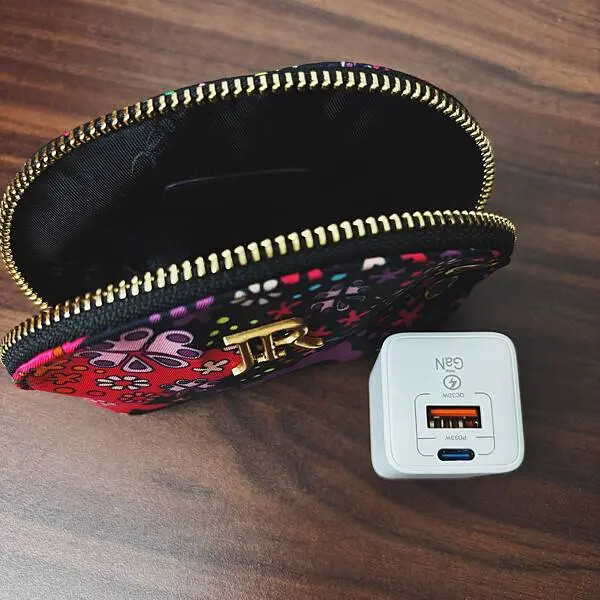 【Tougher】堅韌者33W 快充/PD&QC雙孔快充/氮