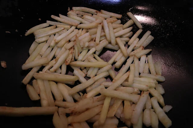 料理「炒薯條」 料理「炒薯條」