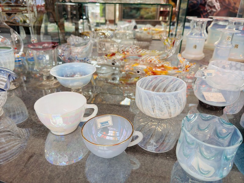 探索嚴美溪的隱藏寶藏!撒哈拉玻璃主題樂園結合藝術 購物與創作的嚴美溪夢幻打卡地。