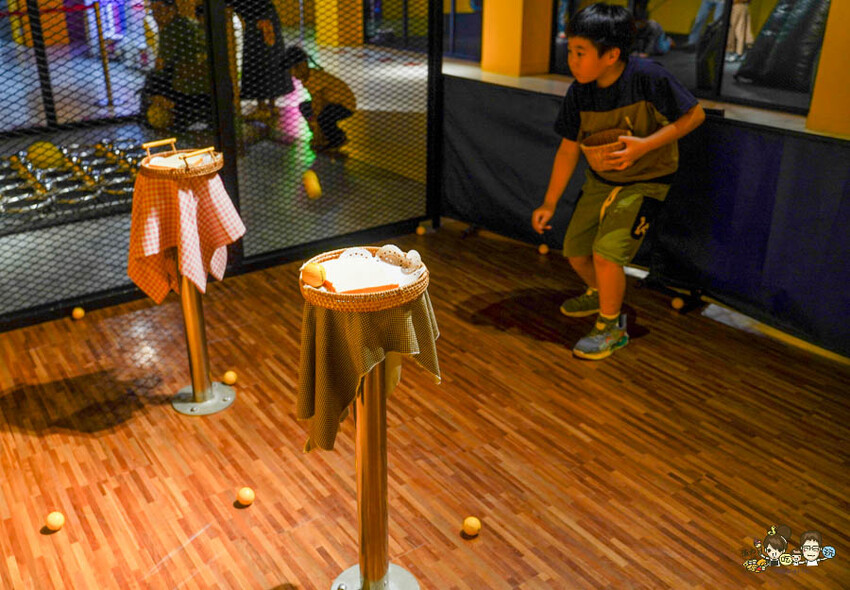 全台首創最大室內球類互動放電趣味創意的歪歪球，宜蘭最新景點玩到歪頭笑翻腰的歪歪球 - 跟著尼力吃喝玩樂＆親子生活