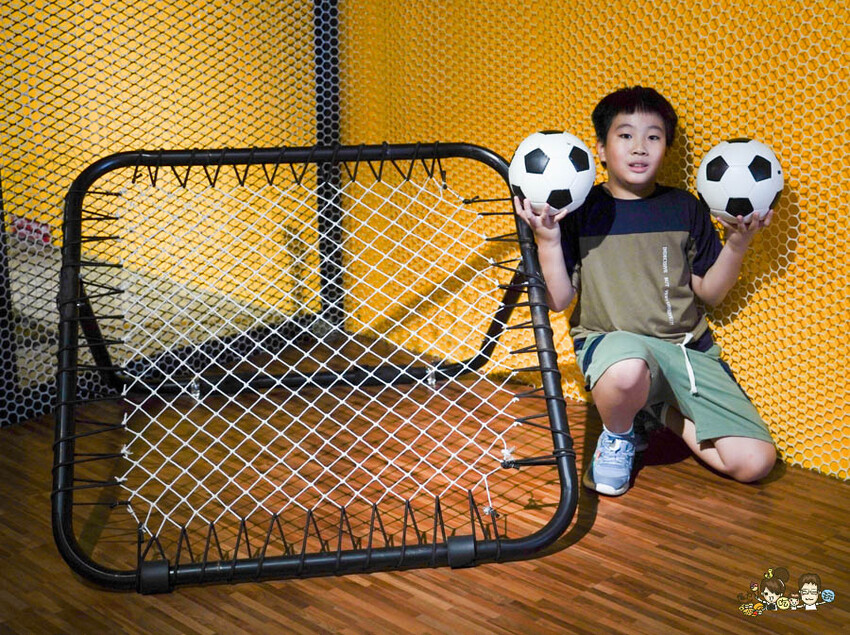 全台首創最大室內球類互動放電趣味創意的歪歪球，宜蘭最新景點玩到歪頭笑翻腰的歪歪球 - 跟著尼力吃喝玩樂＆親子生活