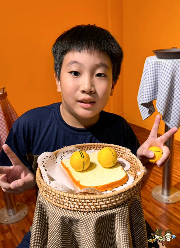 全台首創最大室內球類互動放電趣味創意的歪歪球，宜蘭最新景點玩到歪頭笑翻腰的歪歪球 - 跟著尼力吃喝玩樂＆親子生活