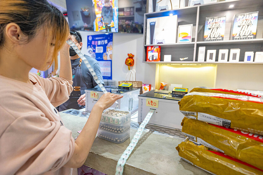 貓頭鷹彈珠樂園-彰化民族店|2025彰化景點|彰化樂園|彰化親子旅遊 貓頭鷹彈珠樂園-彰化民族店|2025彰化景點|彰化樂園|彰化親子旅遊