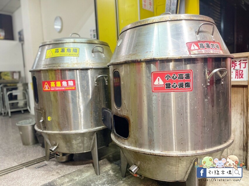 嘉義市東區一爐一故事，《越南烤雞王嘉義店》的脆皮多汁魔法開嘴巴派對，越南香料引爆嘉義美食新高潮！