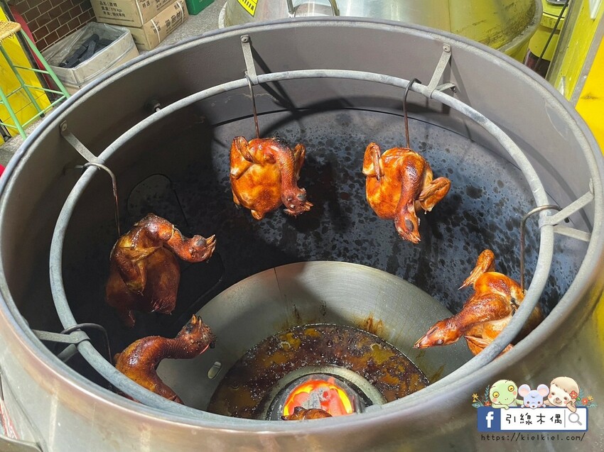 嘉義市東區一爐一故事，《越南烤雞王嘉義店》的脆皮多汁魔法開嘴巴派對，越南香料引爆嘉義美食新高潮！