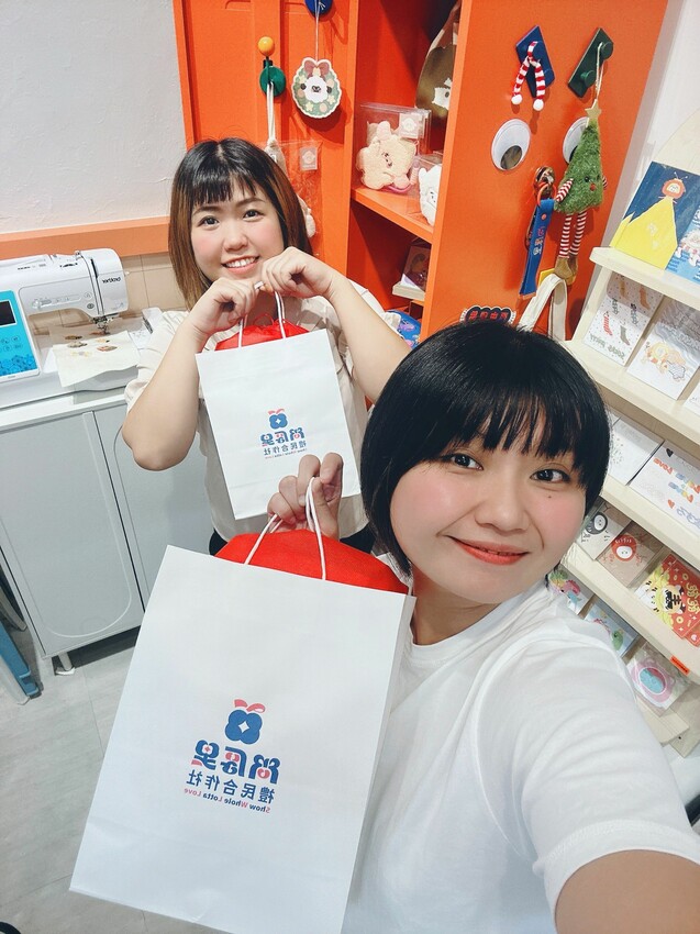 [台中中區] 尚厚里．禮民合作社｜首間台式文創燙布貼｜獨家插畫家合作刺繡貼、燙畫貼｜首創注音符號燙布貼！ – 萍姐愛分享