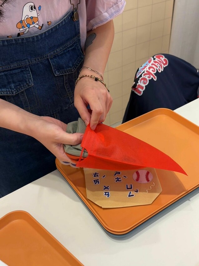 [台中中區] 尚厚里．禮民合作社｜首間台式文創燙布貼｜獨家插畫家合作刺繡貼、燙畫貼｜首創注音符號燙布貼！ – 萍姐愛分享