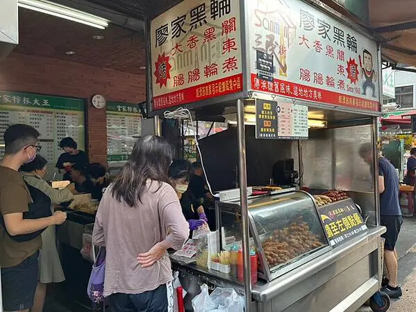 LINE_ALBUM_202343高雄第三天_230405_33