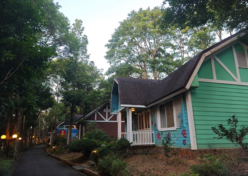 【西湖渡假村-苗栗-景點-住宿-餐廳美食推薦】超高CP值,苗栗2天1夜小旅行懶人包. - 老爺爺與小老婆