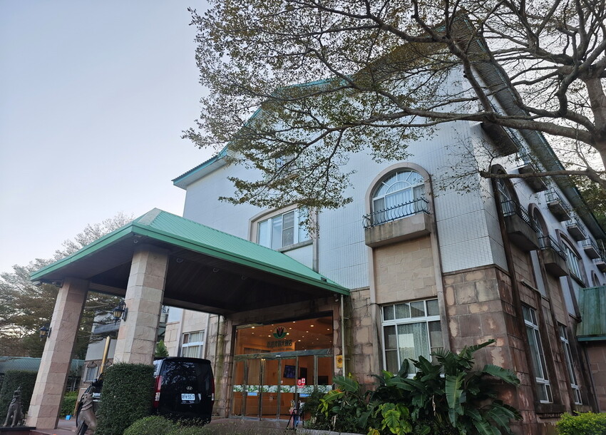 【西湖渡假村-苗栗-景點-住宿-餐廳美食推薦】超高CP值,苗栗2天1夜小旅行懶人包. - 老爺爺與小老婆