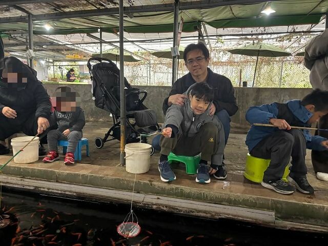 親子遊桃園!「陽榮生態農場」釣螃蟹撈魚初體驗超有趣,親子旅遊推薦。