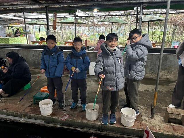 親子遊桃園!「陽榮生態農場」釣螃蟹撈魚初體驗超有趣,親子旅遊推薦。