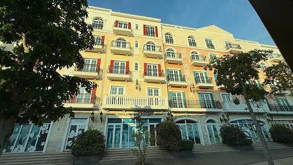 IMG_5677.jpg IMG_5677.jpg