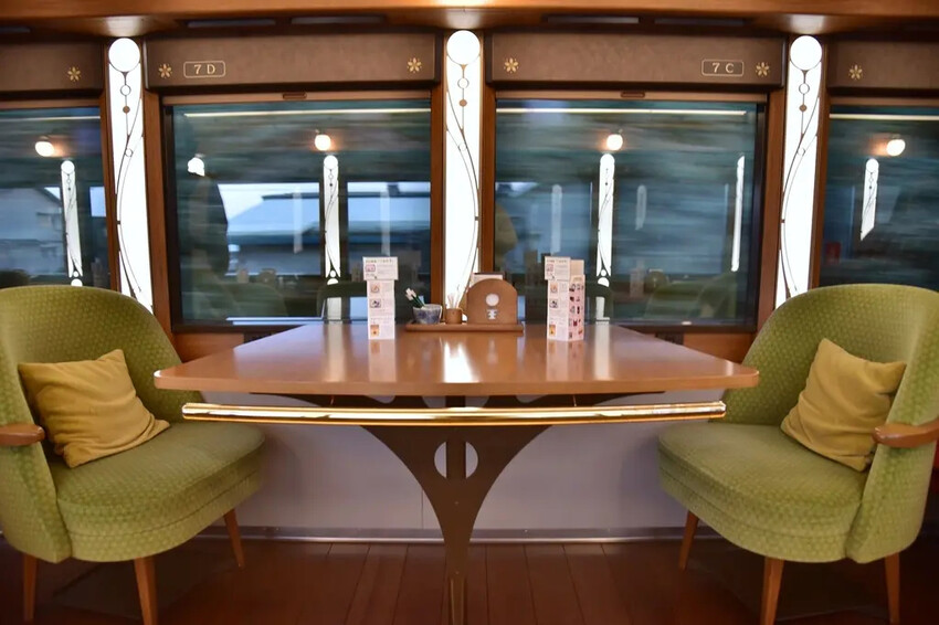 雄獅旅遊｜日本四國雙鐵道六天五夜行程推薦 伊予灘夕陽列車&千