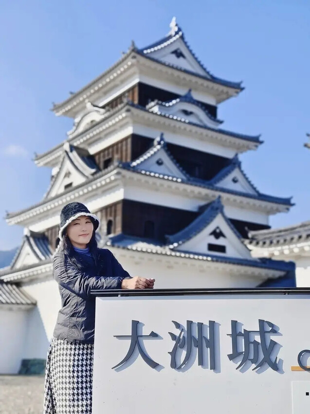 雄獅旅遊｜日本四國雙鐵道六天五夜行程推薦 伊予灘夕陽列車&千