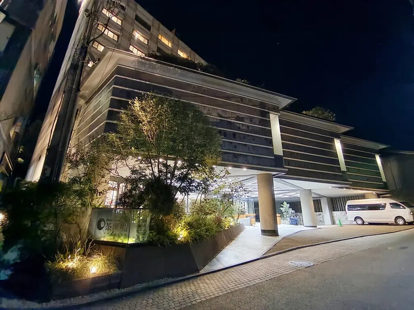 雄獅旅遊｜日本四國雙鐵道六天五夜行程推薦 伊予灘夕陽列車&千