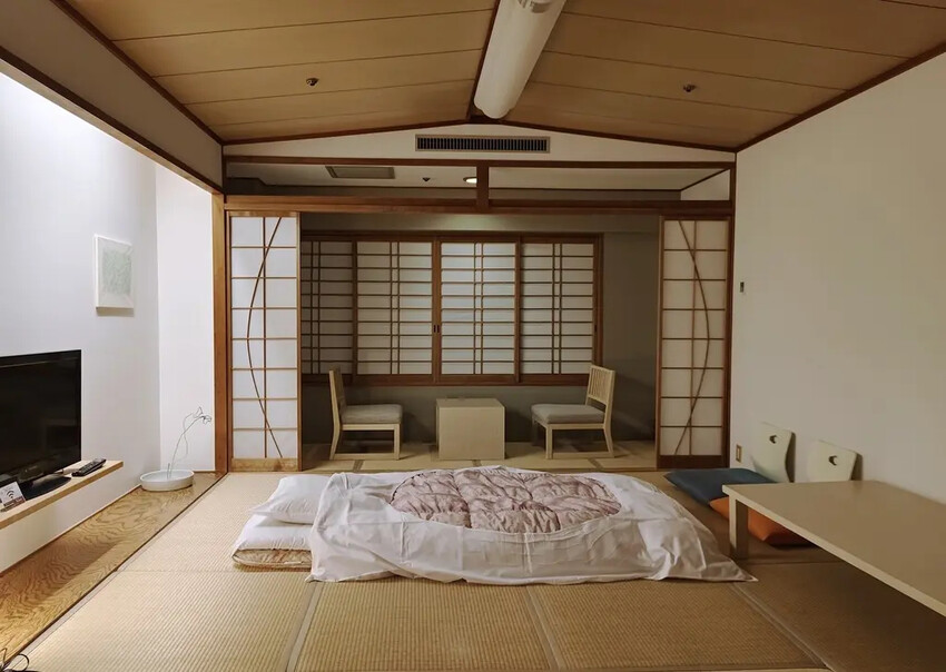 雄獅旅遊｜日本四國雙鐵道六天五夜行程推薦 伊予灘夕陽列車&千