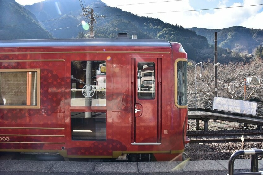 雄獅旅遊｜日本四國雙鐵道六天五夜行程推薦 伊予灘夕陽列車&千