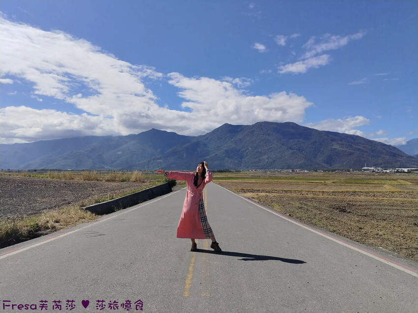 台東縣池上鄉台東景點【池上風情租車】池上火車站旁!俏亮造型四輪車超吸睛!