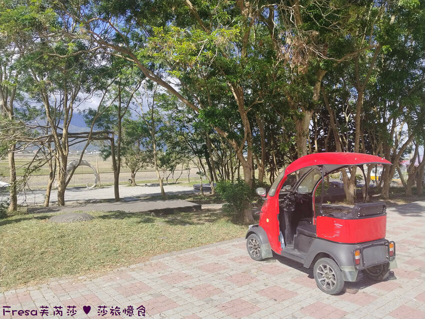 台東縣池上鄉台東景點【池上風情租車】池上火車站旁!俏亮造型四輪車超吸睛!