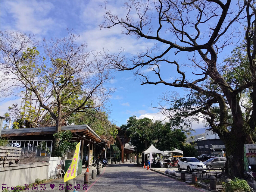台東縣池上鄉台東景點【池上風情租車】池上火車站旁!俏亮造型四輪車超吸睛!