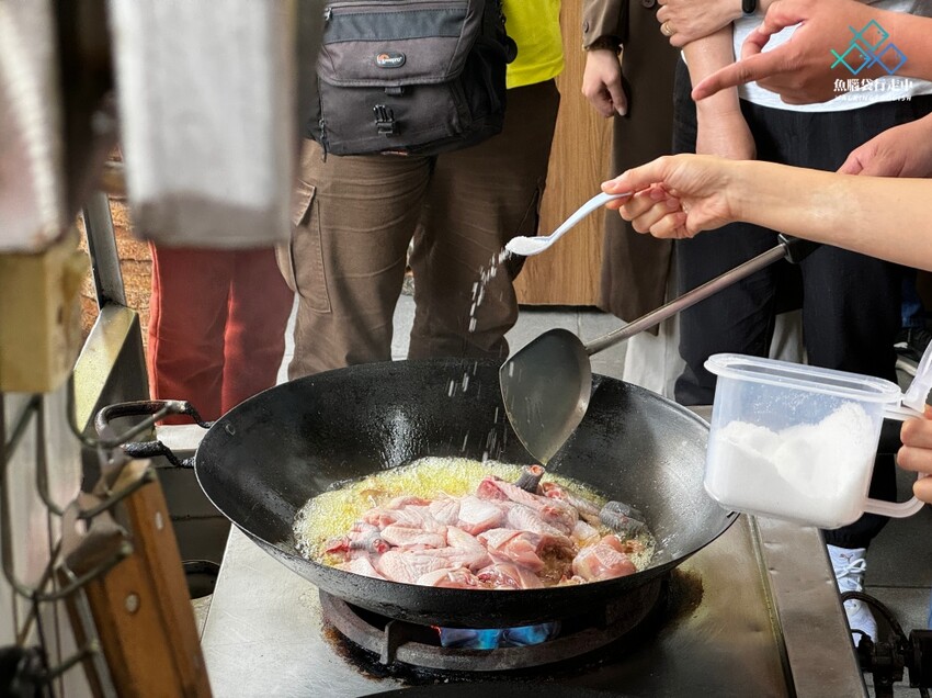 雲林秘境│雲嶺之丘、五元兩角、杉木林步道景點，360度環景 - 魚腦袋行走中