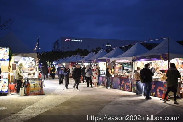 桃園市中壢區2025台灣燈會在桃園｜美食市集、多元市集、桃園好市 好玩、好吃又好逛，還能參加2025元宵節活動 -  就是這樣。吃喝玩樂。愛漂亮部落格 - FashionGuide 華人時尚專業評鑑