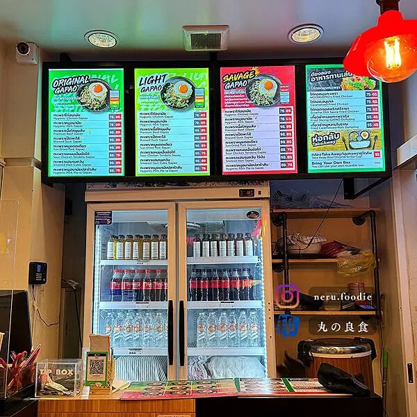 泰國MOOMGAPAO มุมกะเพรา ท่ามหาราช|曼谷美食旅遊景點推薦 @neru.foodie / 丸の良食