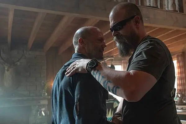 6-重裝制裁_劇照06_傑森史塔森(左)、大衛哈伯(右) 6-重裝制裁_劇照06_傑森史塔森(左)、大衛哈伯(右)