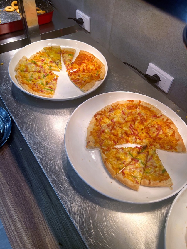 新北市板橋區【新北美食】孫東寶台式牛排教父PLUS館，餐點再升級，吃得飽也吃得更好！新北最強孫東寶板橋國慶店，新菜單【板橋美食】板橋聚餐推薦