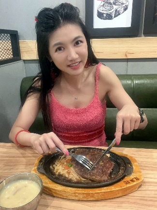 新北市板橋區【新北美食】孫東寶台式牛排教父PLUS館，餐點再升級，吃得飽也吃得更好！新北最強孫東寶板橋國慶店，新菜單【板橋美食】板橋聚餐推薦