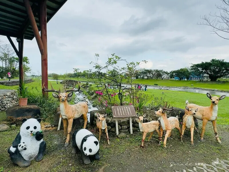 【安農溪驛站】超萌貓熊藝術裝置現身安農溪畔,快來拍照打卡遛小 【安農溪驛站】超萌貓熊藝術裝置現身安農溪畔,快來拍照打卡遛小