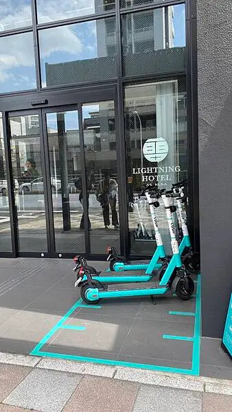 日本【日本住宿】東京一人獨旅｜淺草 LIGHTNING HOTEL 閃電飯店膠囊旅館開箱