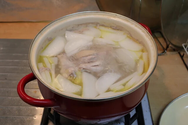 蘿蔔雞湯