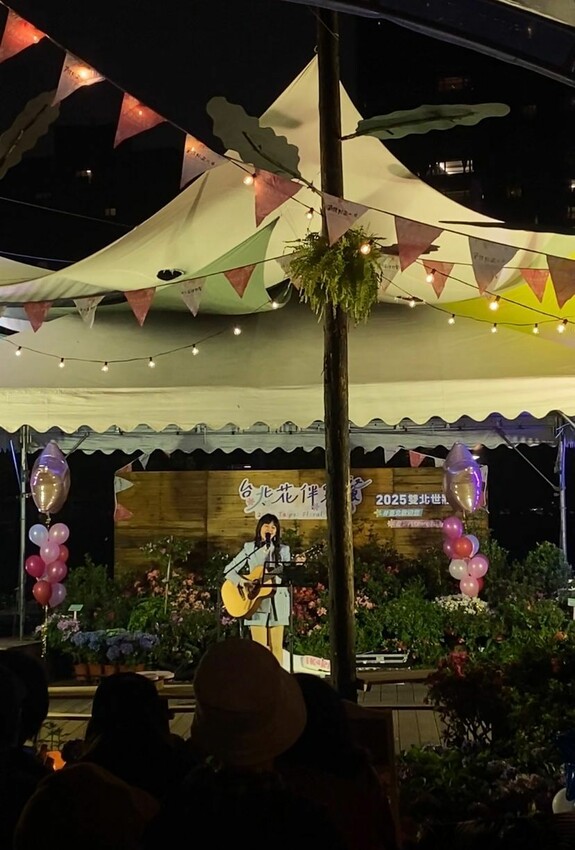 🌸【花伴野餐】2025繡球花海×寵物同樂×野餐市集！親子毛孩放電一日遊🌸   | PopDaily 波波黛莉