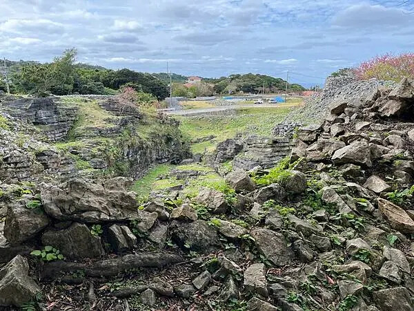 【日本沖繩親子景點推薦】今歸仁城跡怎麼玩？交通、歷史、景點攻