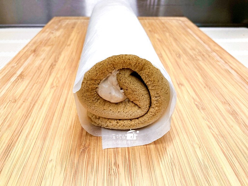 烘焙筆記│咖啡蛋糕捲,用咖啡抹醬取代咖啡液入口即化的柔軟度