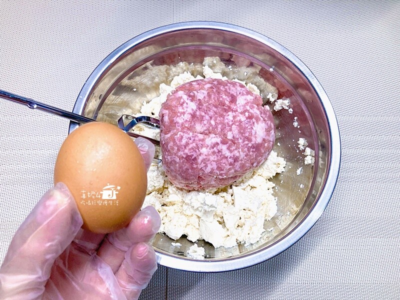 烹飪筆記│豆腐肉餅,簡單好吃的絞肉和豆腐混搭料理