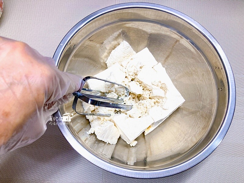 烹飪筆記│豆腐肉餅,簡單好吃的絞肉和豆腐混搭料理