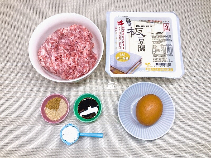 烹飪筆記│豆腐肉餅,簡單好吃的絞肉和豆腐混搭料理
