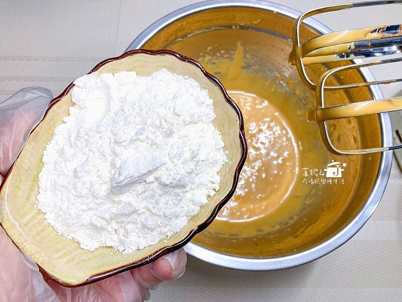 烘焙筆記│咖啡蛋糕捲,用咖啡抹醬取代咖啡液入口即化的柔軟度