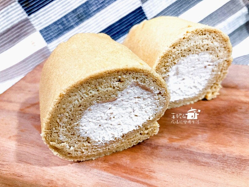 烘焙筆記│咖啡蛋糕捲,用咖啡抹醬取代咖啡液入口即化的柔軟度