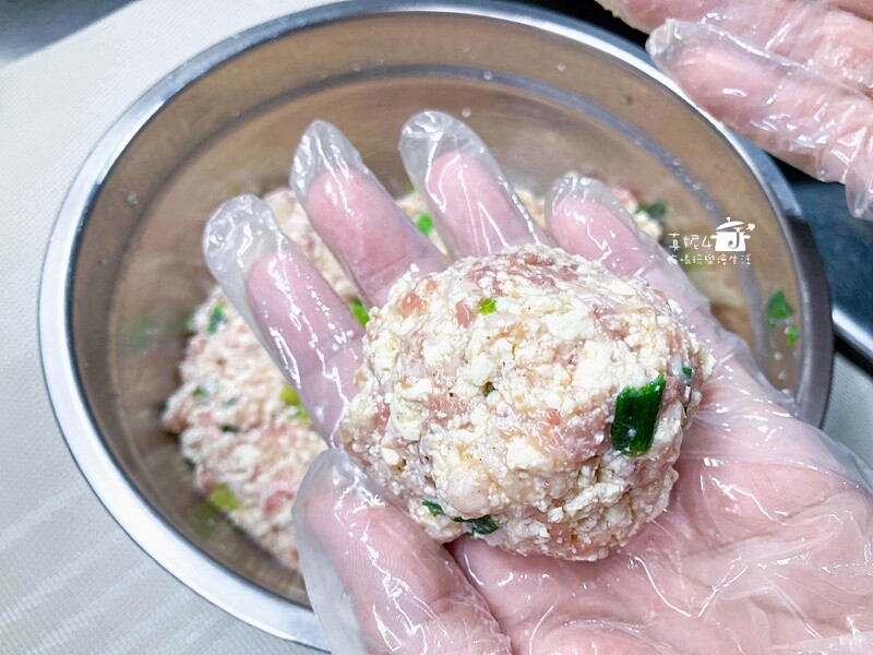 烹飪筆記│豆腐肉餅,簡單好吃的絞肉和豆腐混搭料理