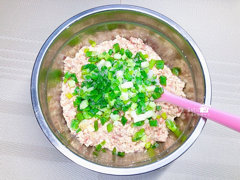 烹飪筆記│豆腐肉餅,簡單好吃的絞肉和豆腐混搭料理