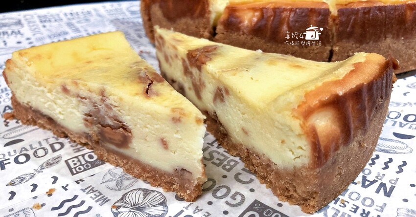 烘焙筆記│石榴軟心芝士蛋糕,調色來自好吃也好看的果汁粉