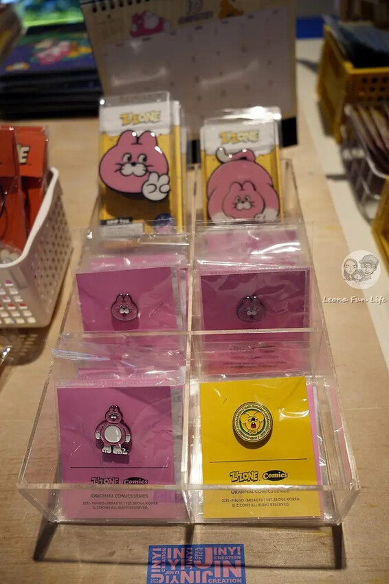 韓國超人氣粉紅貓台中登場!!ZIZONE夏日假期快閃店粉嫩可愛周邊、拍貼機，只到10/27!!
