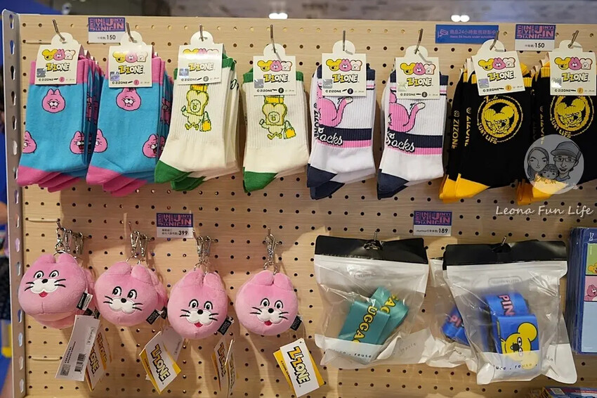 韓國超人氣粉紅貓台中登場!!ZIZONE夏日假期快閃店粉嫩可愛周邊、拍貼機，只到10/27!!