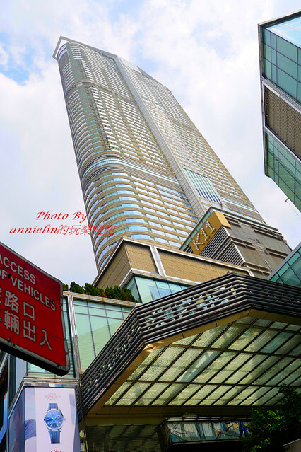 香港◎【香港 四天自由行攻略(day1.)】太銷魂必吃～橋底辣蟹，華仔迷必追～聰嫂甜品，維港遊必搭～張保仔號！