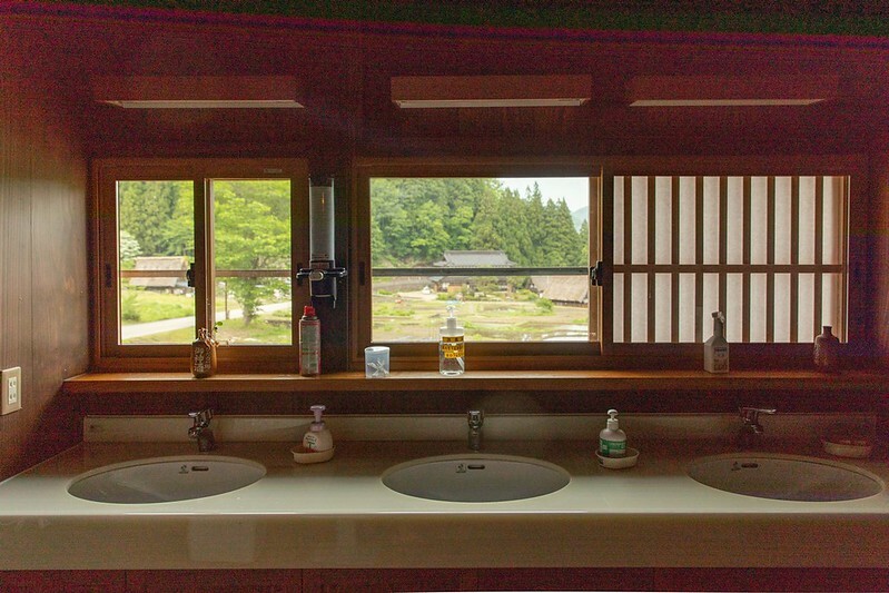 日本【日本世界遺產之九-富山旅遊】世界遺產五箇山相倉合掌造聚落景點.米其林飯店五箇山合掌の宿庄七.三笑樂酒